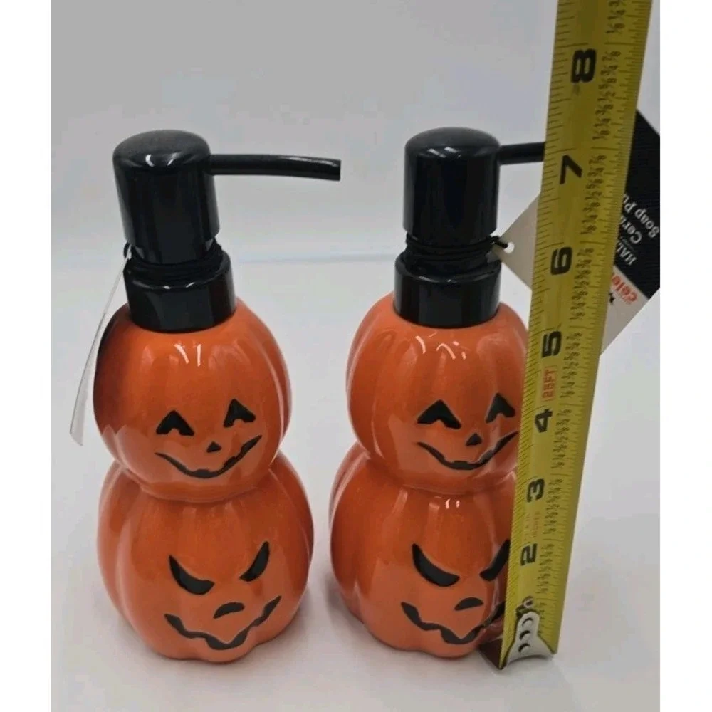 NEW Celebrate It Halloween Ceramic Pumpkin Soap Dispensers 2 Jack O Lantern